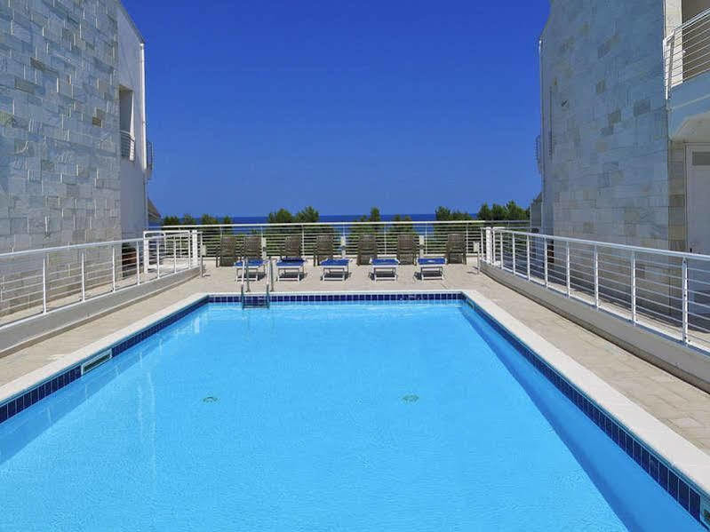 Cerrano Park Resort Pineto Exterior photo